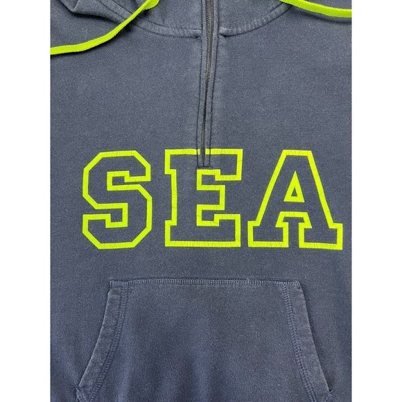 Seattle Seahawks Team Lady 12 Sweatshirt Hoodie Long Sleeve Unisex Kids Small - Picture 4 of 6